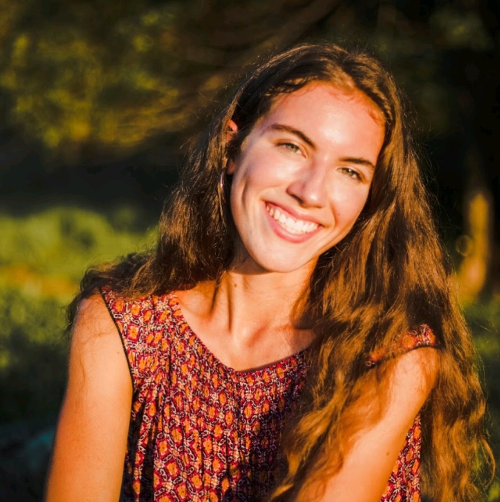 Meet your Posher, Gena